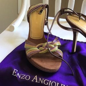 BRAND NEW MULTI COLOR SNAKE HEELS